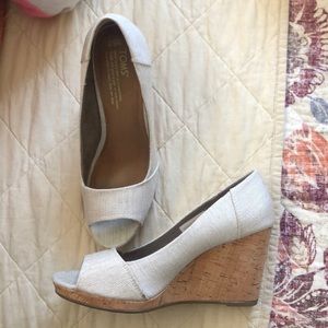 TOMS taupe wedge heels